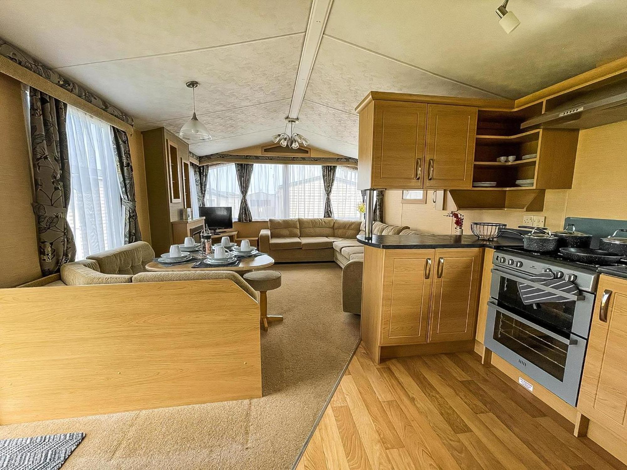 Lovely Caravan By The Beach In Pakefield, Suffolk Ref 68007Cl Lowestoft Extérieur photo